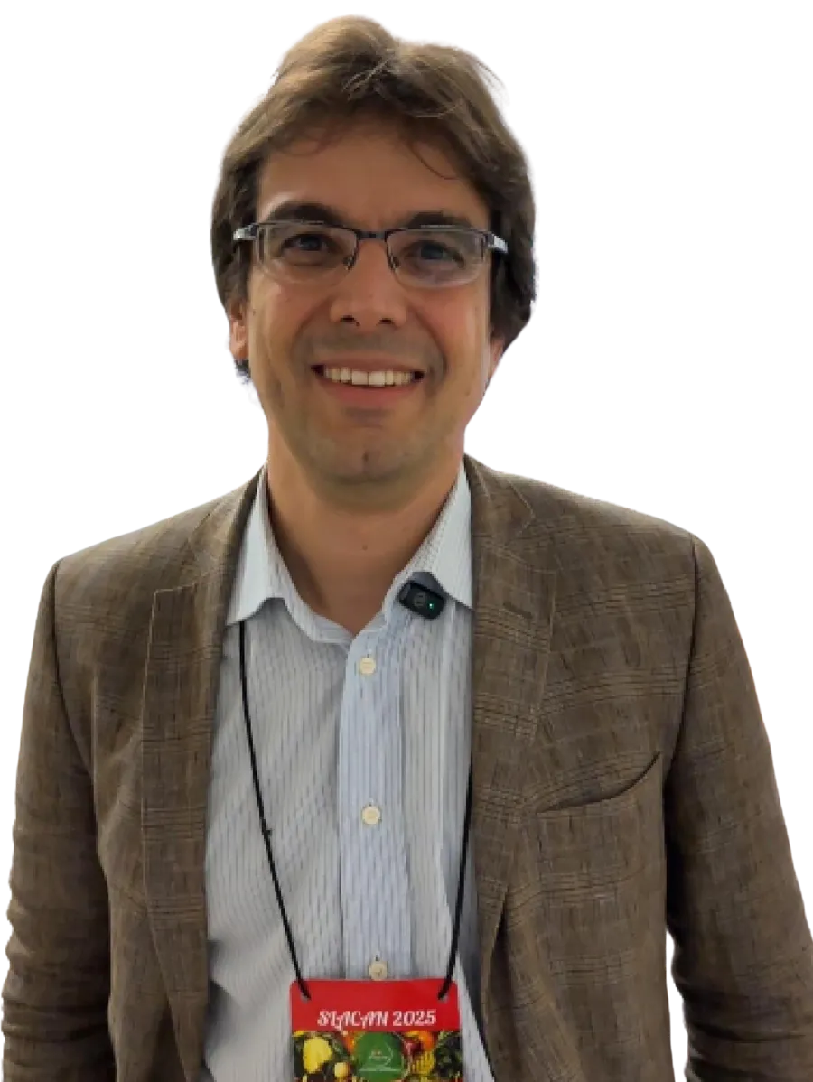 Prof. Juliano Bicas, coordenador do comitê científico do SLACAN, no depoimento sobre a Galoá.
